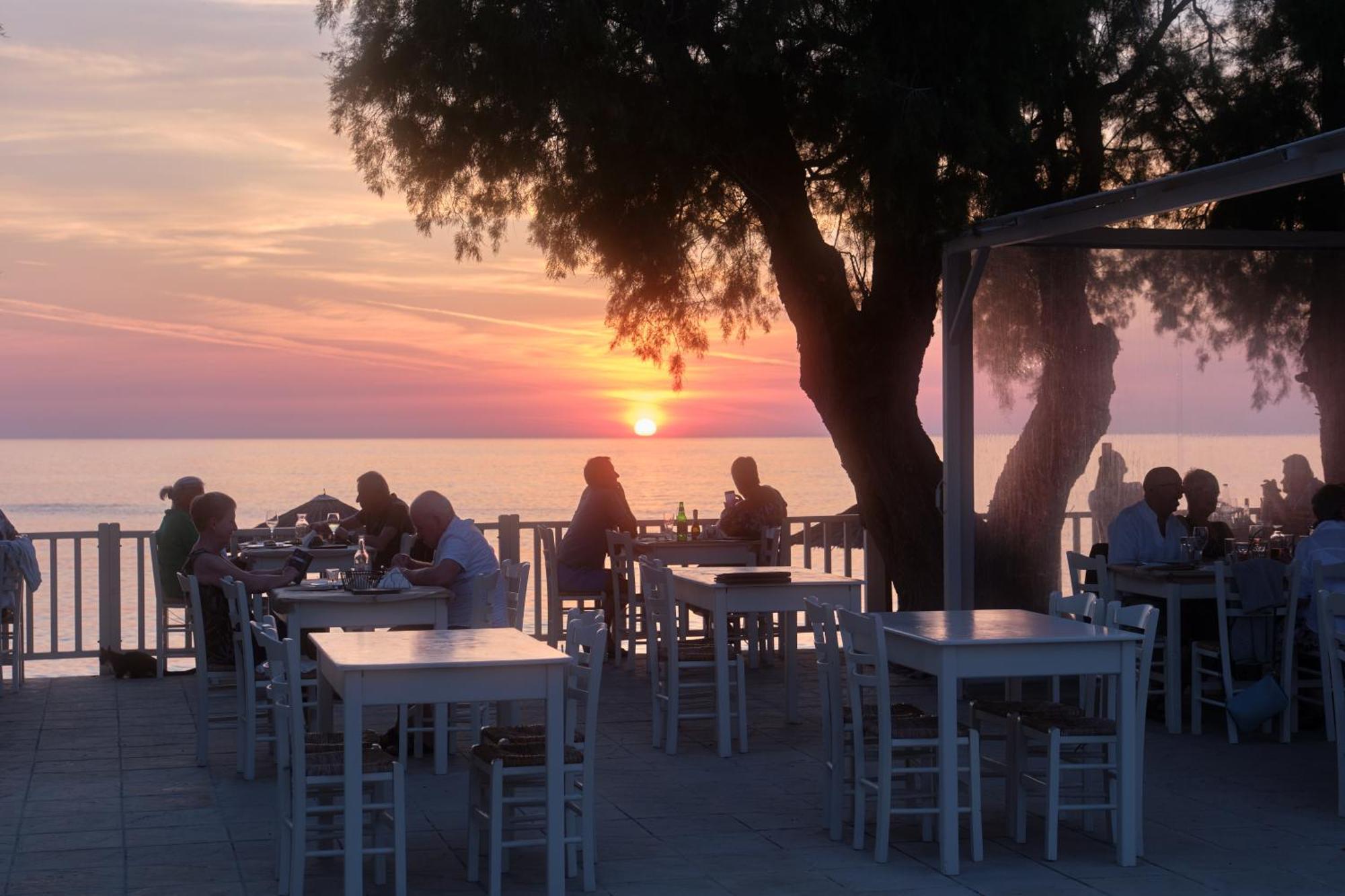 Aphrodite Hotel Mythimna Exterior foto